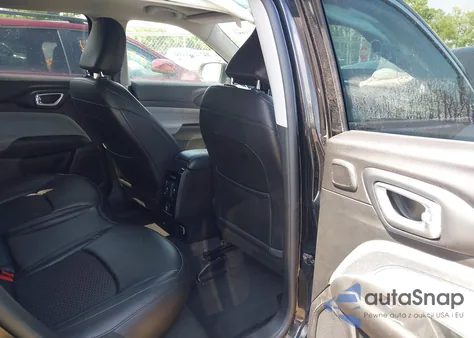 2022 Jeep Compass Latitude 4X4 из США, поврежденный, VIN 3C4NJDBB2NT212000